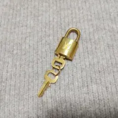 LV 鎖匙鎖 圓筒鎖 金色 302 附鑰匙