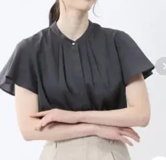 m.f.editorialバンドカラー フレアスリーブ 比翼ブラウス