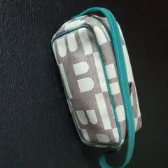 未使用バリーのキャンバスレザーポーチ