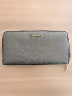 フルラ長財布