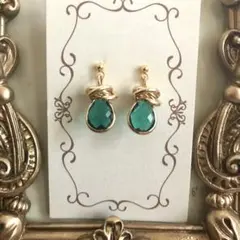 6315　ピアス　ゴールド　ハンドメイド　イヤリング交換無料　グリーン緑　フープ