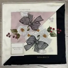 【新品】NINA RICCI ハンカチ 花とリボン 日本製 2枚のサムネイル