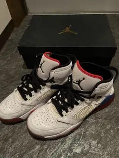 Air Jordan Mars 270 ハイカット　スニーカーのサムネイル