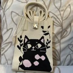 黒猫刺繍 スマホショルダーバッグ　お値下げ中
