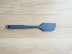 OXO オクソー シリコン スパチュラ サイズMのサムネイル