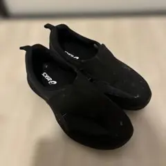 asics ブラック スリッポンスニーカー　27.5㎝