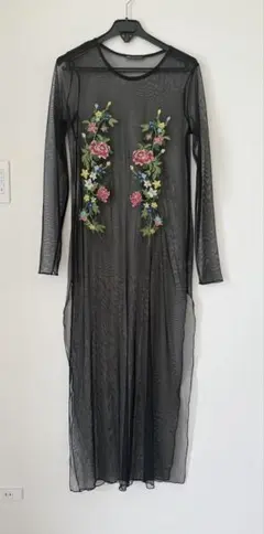 ZARA シアー刺繍ロングトップス XS ブラック花柄 刺繍ワンピース チュール