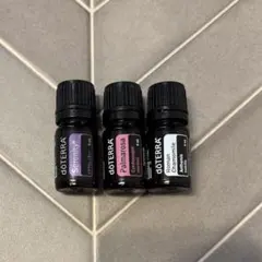 【値下げ】ドテラ ゼラニウム ＋ セレニティー 2本セット 正規品 新品未使用 2025年最新】ドテラ セレニティーの人気アイテム - メルカリ