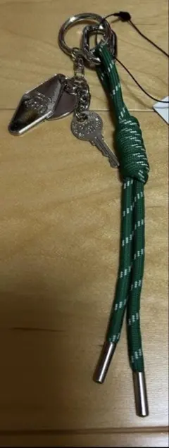 【美品】キーモチーフ パラコード バッグチャーム ストラップ