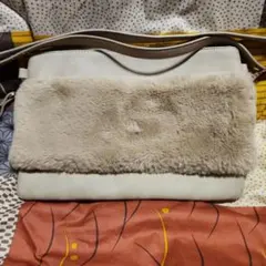 訳あり❗アイボリー フェイクファー ショルダーバッグ