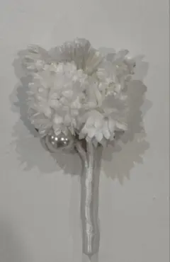 新品IRIS47bloomingcorsageホワイトフラワーコサージュパール花