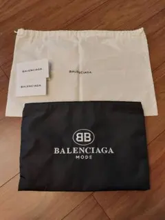BALENCIAGA ブラック クラッチバッグ　美品