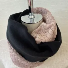 お得❤️ブラック❤️ジャガードボア　フリース　スヌード　マフラー　黒　くすみピンク