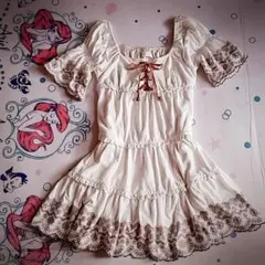 リズリサ　花柄　刺繍　白　チュニック　ワンピース