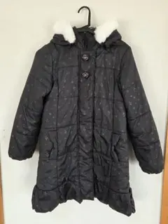 140cm　リボン柄 ブラックダウンコート (ファー付き)