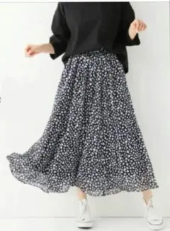 シンプリシティエ　プリーツスカート　レオパード柄　モノトーン