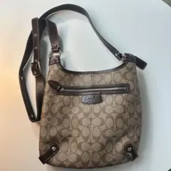 Coach シグネチャー ショルダーバッグ