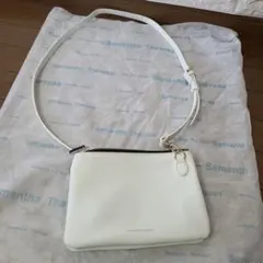 Samantha Thavasa　白バック