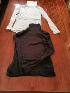 ホワイト・ブラック ハイネックトップス セット