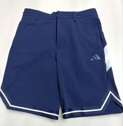 adidas ハーフパンツ　ネイビー