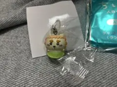 映画ちいかわ　入場者特典　めじるしチャーム　シーサー