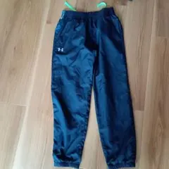 Under Armour ブラック ナイロンパンツ150