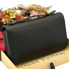 ルイヴィトン タイガ ジッピーXL 黒 財布 大容量 セカンドバッグ ブラック