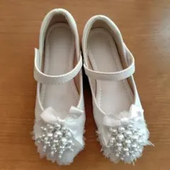 ホワイトフォーマルシューズ パール装飾付き
