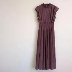 【FUN】ファン　フリルネック　プリーツ　ロング　ワンピース　Мサイズ　マキシ丈のサムネイル