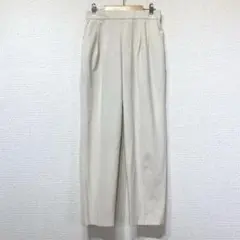 グローバルワーク タックパンツ スラックス アイボリー きれいめ 通勤 b152