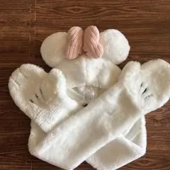 ミニー　ディズニーマフラーファンキャップ