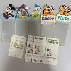 ディズニーランドチケットホルダー　レトロ