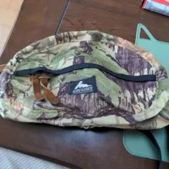 Item thumbnail for item a1d2783d-3ca7-4d48-90f2-e6ef271adf02