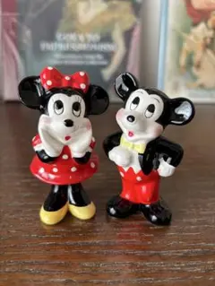 レア　ミッキー ミニー　置き物　オブジェ Disney - 【 美品 】Disney 陶器製 ミッキー・ミニー & ベビー