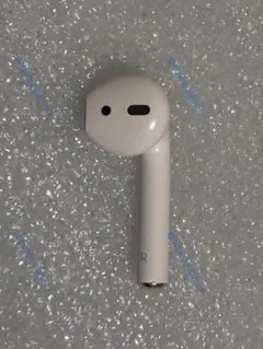 アップルAirPods右耳/A2032/第２世代/電池新品４時間/良品357R