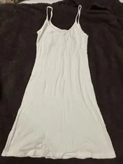 Brandy Melville ホワイトキャミソールワンピース
