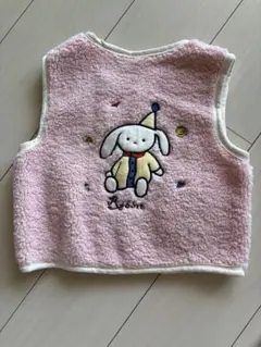 厚手　ピンクのウサギ刺繍ベビーベスト