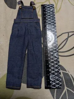 Item thumbnail for item f424d6cd-a0c7-4030-90cb-d25ca303c63c