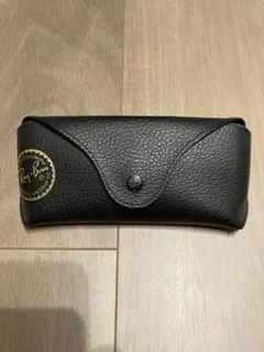 レイバン メガネケースのみ 黒