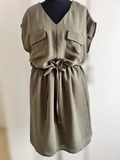 Item thumbnail for item c4b17cf5-6e82-4d83-88de-589c012f603d