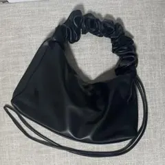 2.718 ブラックレザーハンドバッグ ツイストハンドルバッグ - メルカリ