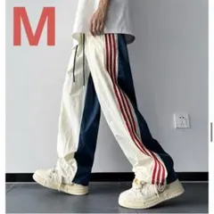 ナイロンパンツ　ストレート　女性の方に　緩く履ける　痩せ見え効果　裾絞りタイプ