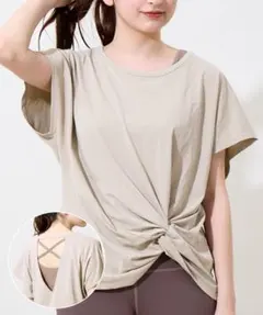 3COINS　バックオープンTシャツ ヨガウェア　ピラティス
