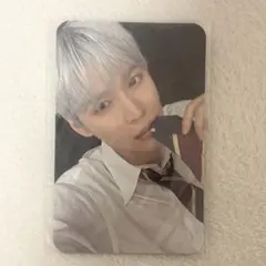 ウンソク　トレカ