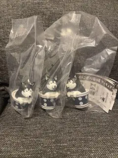 Item thumbnail for item 0d275686-e0be-4c2c-abf3-9aa49ef7ecf2