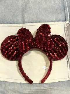 ディズニーカチューシャ　ミニー　スパンコール　ベロア　赤
