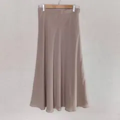 東京ソワール　11AR69 ベージュ フレアロングスカート