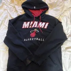 NBAマイアミ・ヒート フード付きパーカー