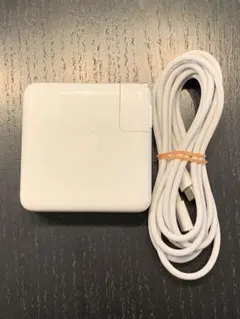 J30 Apple 純正品 ACアダプタ USB-C 61W A1718