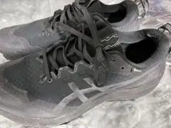 ASICS スニーカー 1011B801 28.0cmのサムネイル